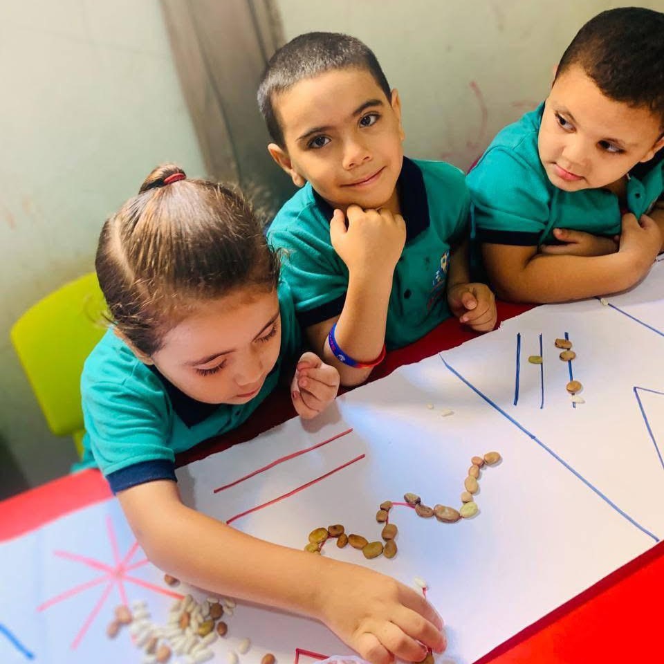 حصص رسم وتلوين للأطفال