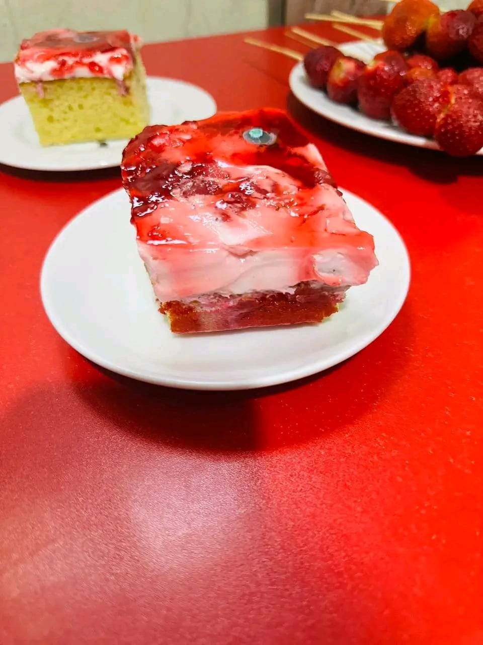 صور حفلة الفراولة للأطفال في أكاديمية أبطال المستقبل